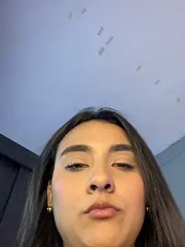 Zafira_Montiel élő XXX-chatje