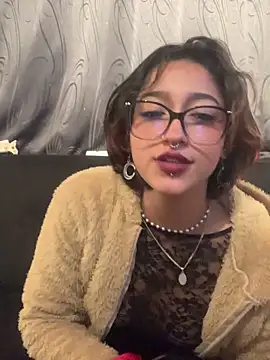 دردشة LilithMonette الجنسية المباشرة