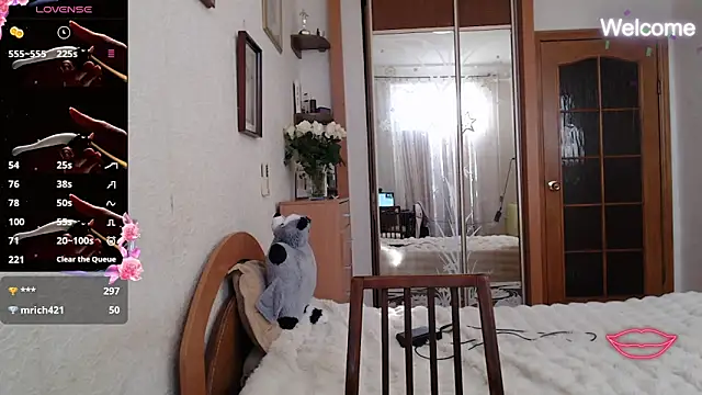 Yevgeshka-Milashka Live XXX-Chat