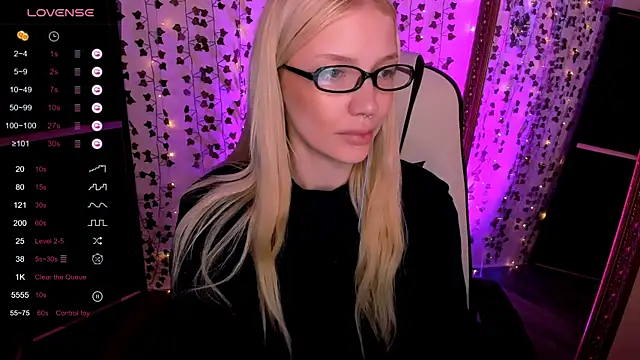 AnyaTaylor_ Chat XXX live