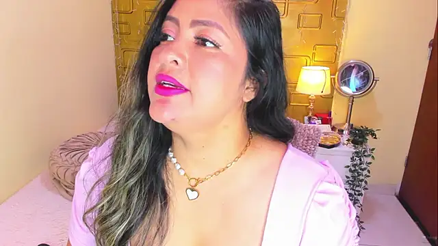 Julia_Haye – Live XXX-chat