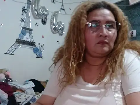 Онлайн чат XXX Perla1981--