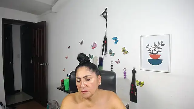 دردشة mature_bigboobs10 الجنسية المباشرة