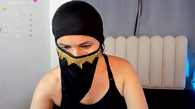 Latifa_ali élő XXX-chatje