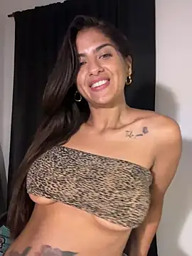 chicachocolate01 Adlı Modelin Web Kamerası Şovu