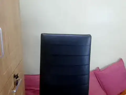 Naughtygiean webkamerás műsora