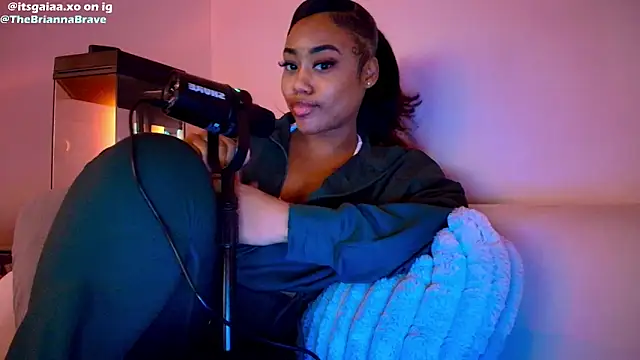 BriannaBrave Webcamshow