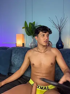 Leo_Savage_ élő XXX-chatje