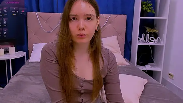 Janie_JJ_Curvie's Live XXX Chat