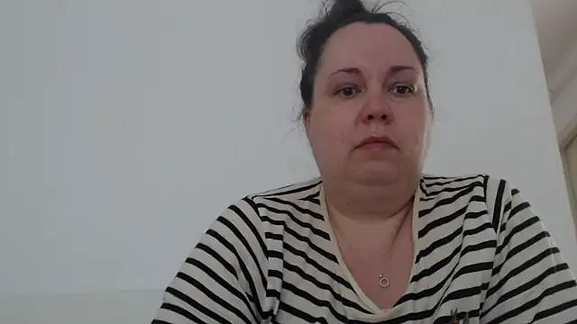 แชท XXX สดของ WendyRhoades