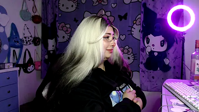 lussyevans24 Chat XXX live