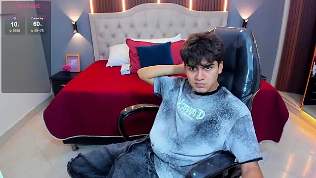 Tommy18__ Chat XXX live