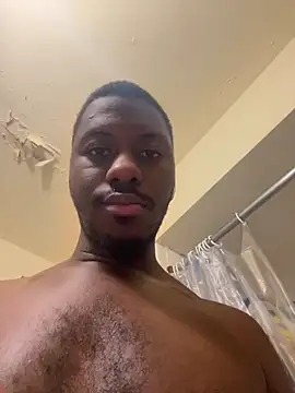 ThickDic28: онлайн-секс-чат