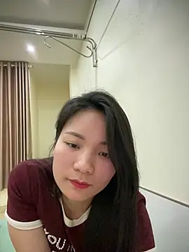 Bee_Yellow00 网络视讯表演