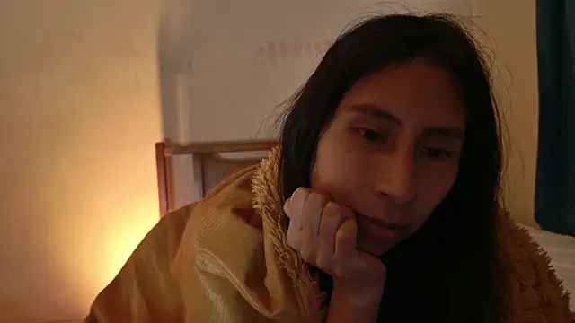 MoonLipsON-'s Live XXX Chat