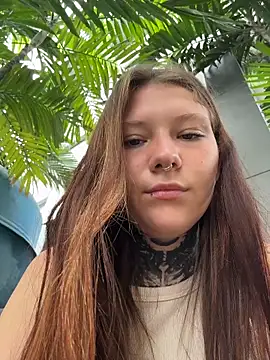 Show modela FionaMurr na web-kameri