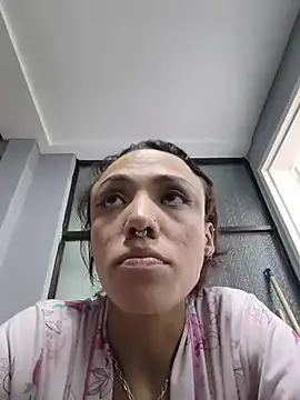 دردشة CharlotteKravizz الجنسية المباشرة