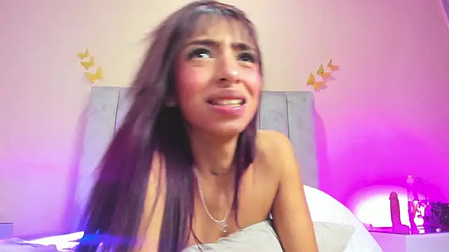 Emma_Hearts live XXX chat