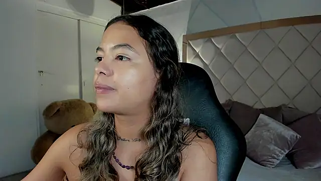 dulce_lyraa1 Chat XXX live