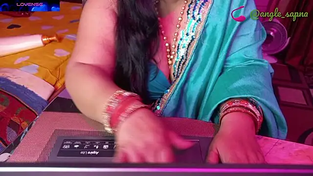 Angel_sapna Chat XXX live