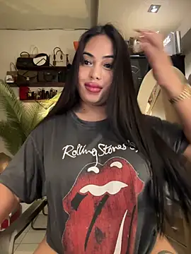 BigDominaMia Obrolan Langsung XXX