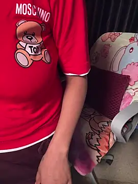 Lucky_Flora: онлайн-секс-чат