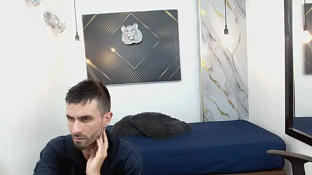 KingOfTemptation élő XXX-chatje