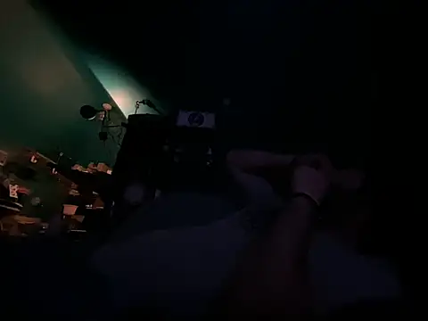 charactrzero élő XXX-chatje