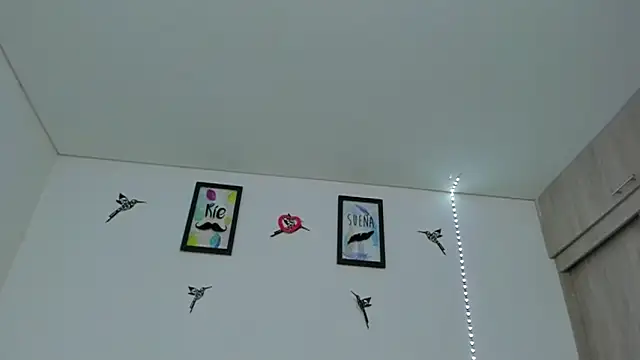 im_sarah34: απευθείας συνομιλία ΧΧΧ