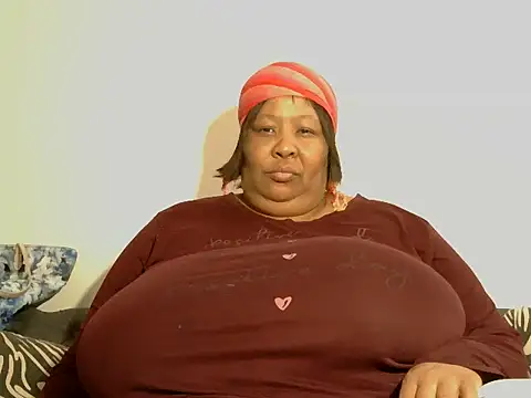 nancy111 – Naživo XXX chat