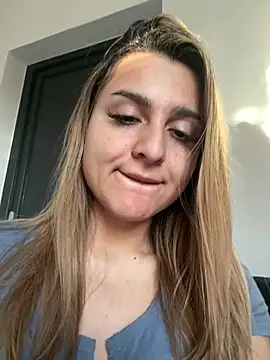 NicolePlay – Live XXX-chat