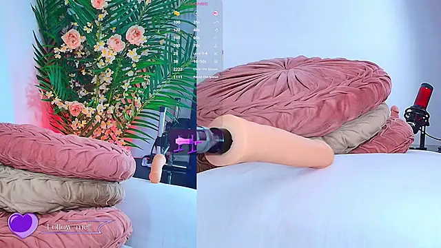 Kinky__Karo's Live XXX Chat