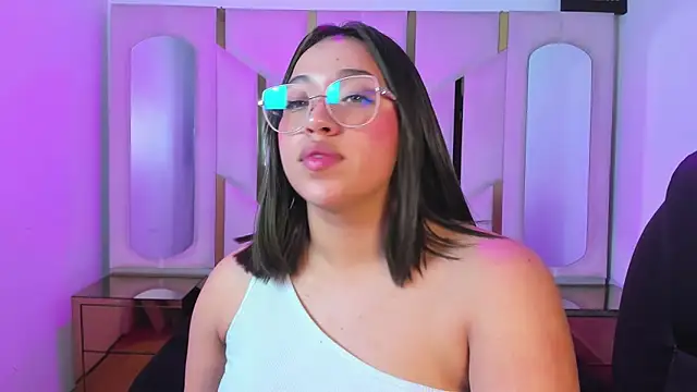 Chat XXX en directo de IsabellRodriguez18