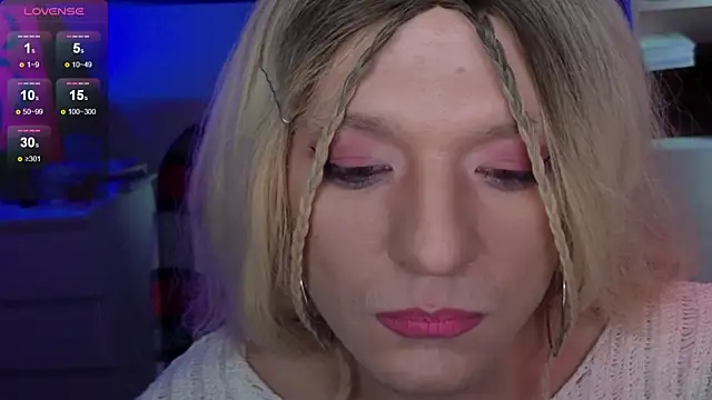 Succubbb: вебкам-шоу