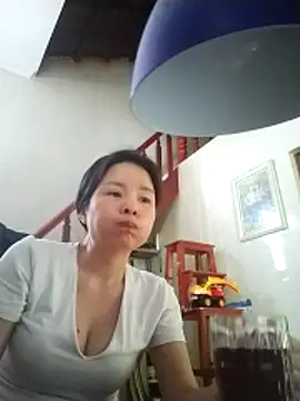 Ivy_Trix2: απευθείας συνομιλία ΧΧΧ