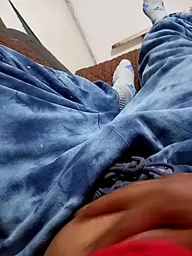 Show modela pene20cmvaginal na web-kameri