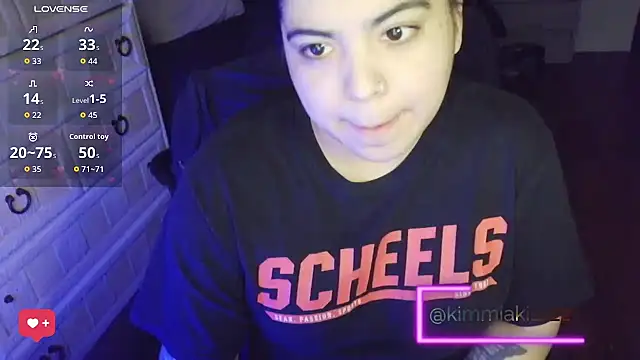 Chatroom XXX en direct de kimmiakiss22
