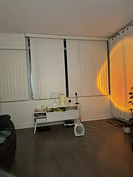 Show modela cam_divaa na web-kameri