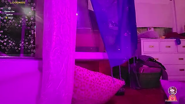 estivalia_xxx – webcam-show