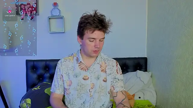 Czat XXX na żywo – ArthurWhitee