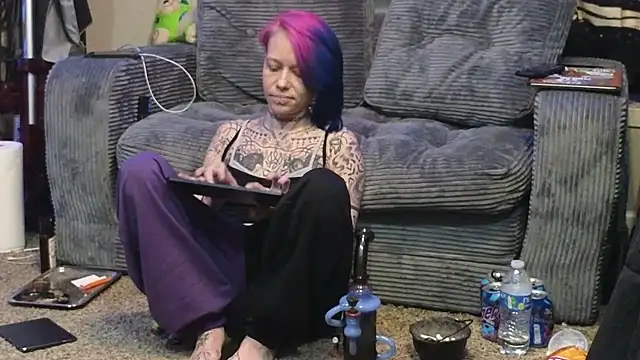 Chatroom XXX en direct de Toxii-