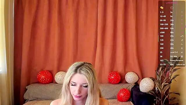 skinnyladyy's Live XXX Chat