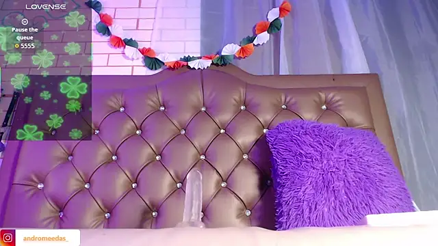 Онлайн чат XXX ANDROMEEDA