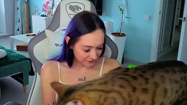 Chatroom XXX en direct de Im_suka