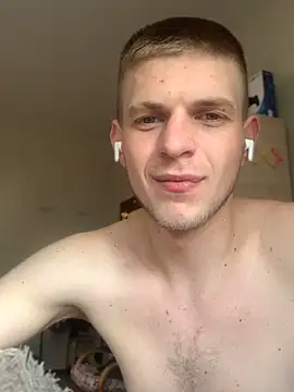 VelvetKingg: онлайн-секс-чат