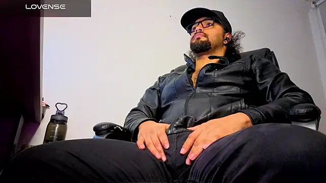 Ernesto-Rodriguez82 即時 XXX 聊天