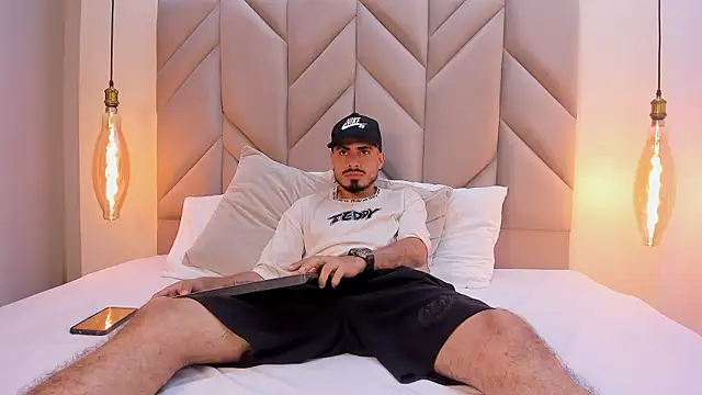 MatthewCullen 即時 XXX 聊天