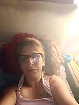 cari75のライブXXXチャット