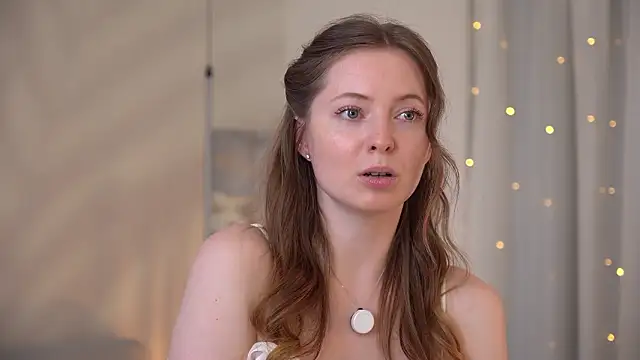 moan_elisaのライブXXXチャット