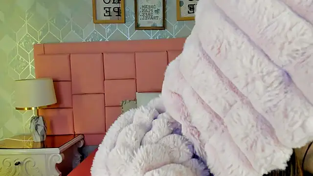 luna_forever7's Live XXX Chat